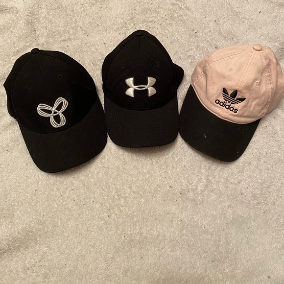 Three baseball hats!! - Picture 1 of 1